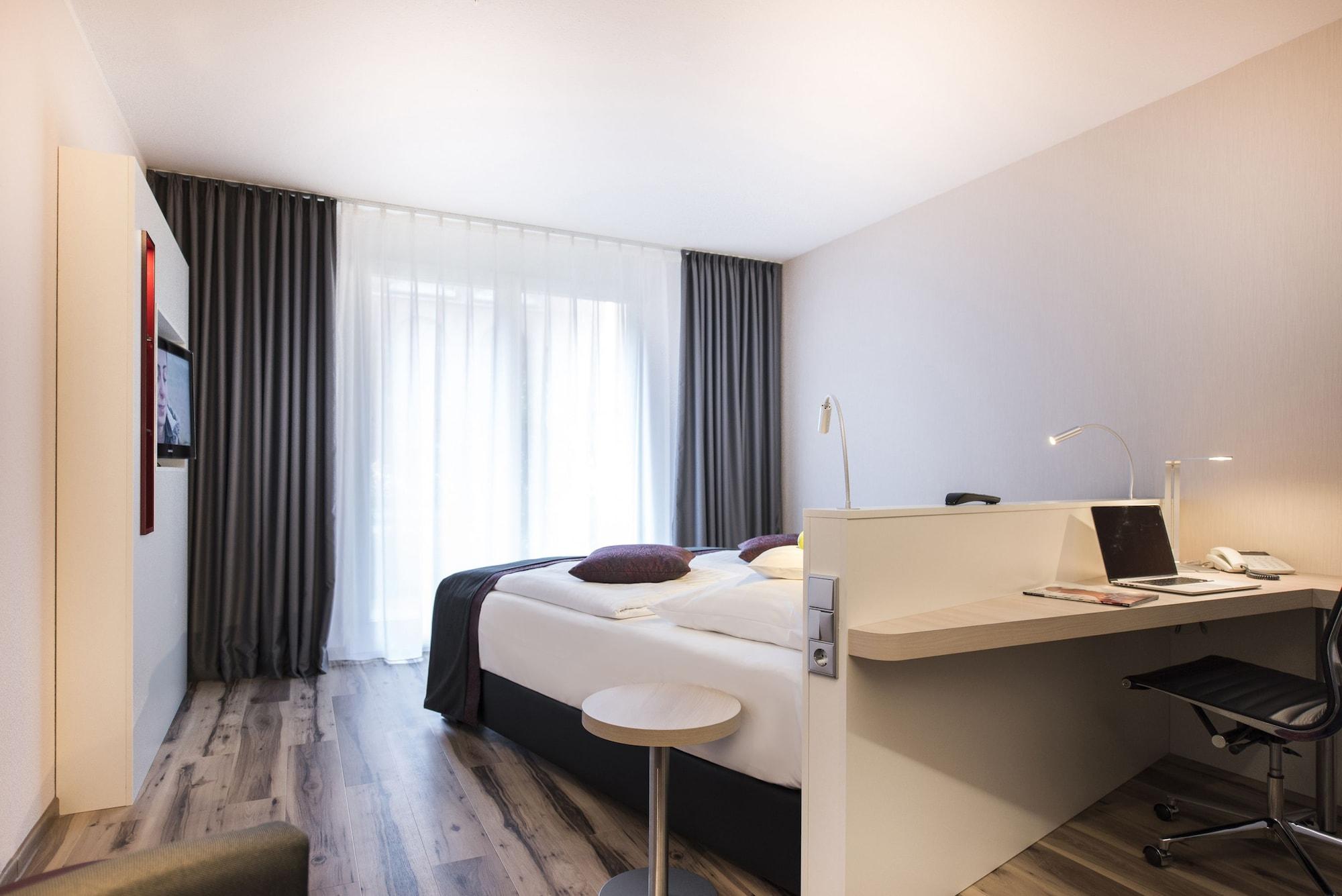 Collegium Leoninum Hotel Бон Екстериор снимка