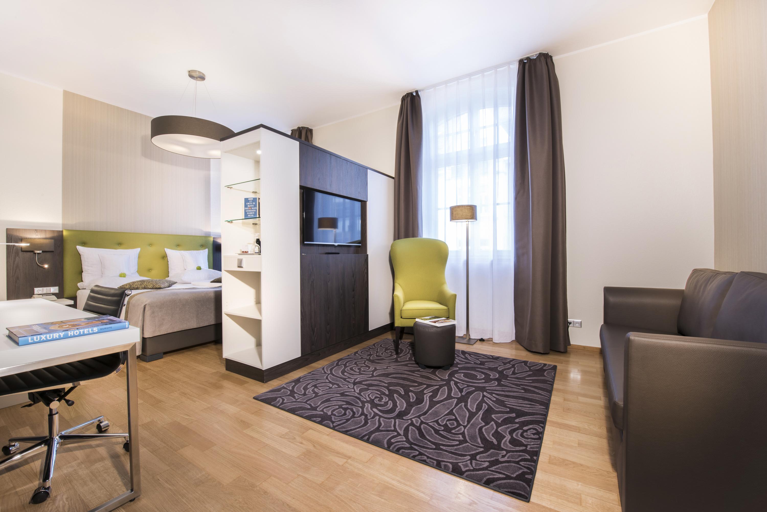 Collegium Leoninum Hotel Бон Екстериор снимка